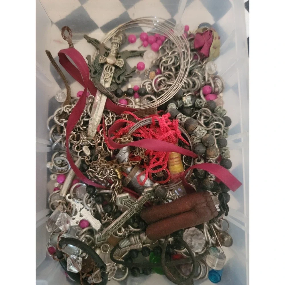 Huge Jewelry Making Bead Lot Charms Wire‎ Findings Craft Supplies Organizer Bulk